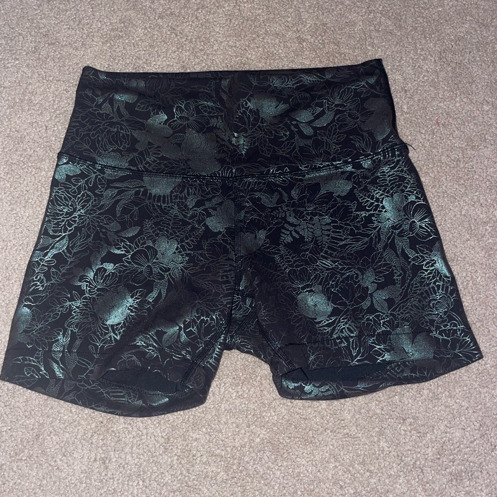 Lululemon bike shorts